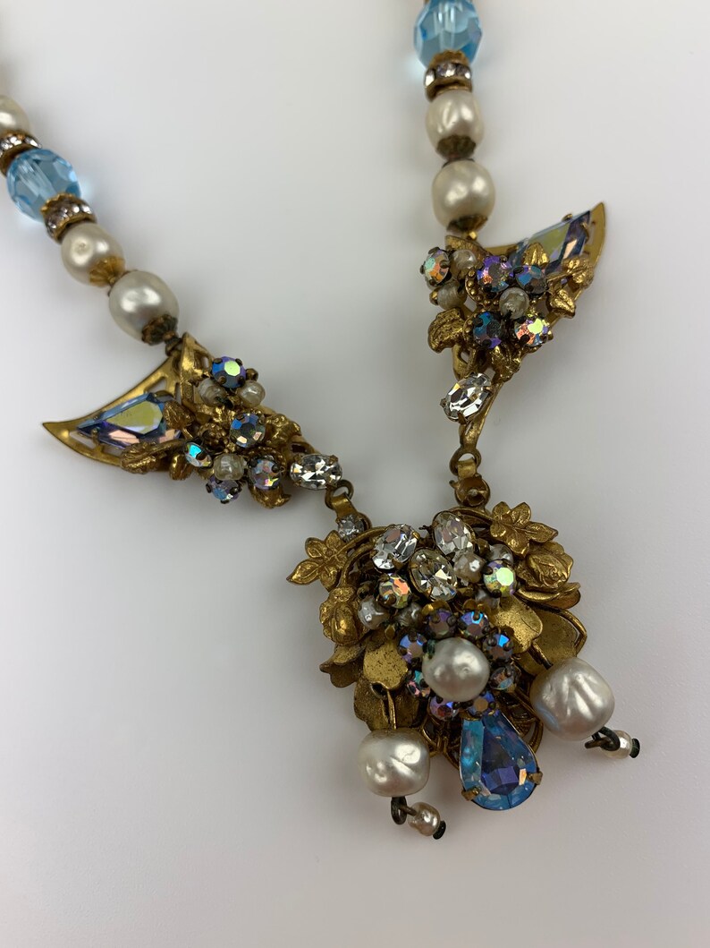 1940's-50's Necklace with Aurora Borealis Faceted Crystals, Faux Pearls and Rhinestones 16 Inch Length image 4