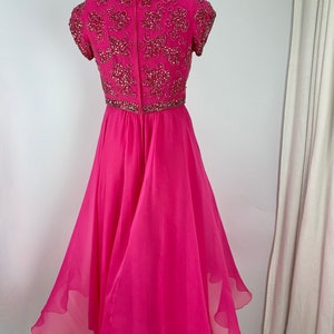1960'S Goddess Dress Hot Pink Silk Chiffon Iridescent Seqiuns & Beadwork Helen Bass for HAROLD Medium 画像 7