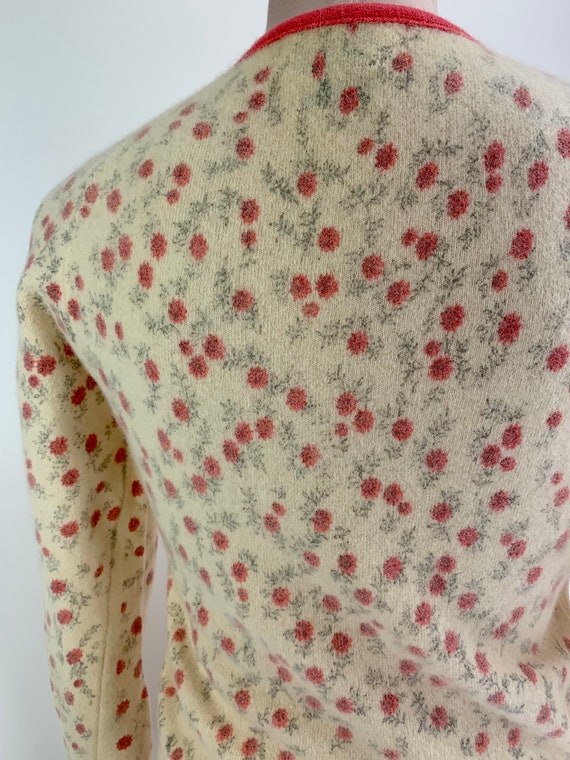 Early 1960'S Cardigan Sweater - BEST & CO. Fifth … - image 10