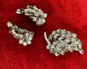 1950'S Rhinestone Brooch & Clip Earring Set - Quality Smokey Gray Crystals - Prong Set