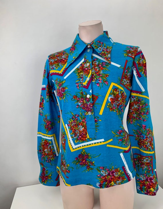 1960'S MOD Blouse - Electric Blue Floral - All Combed… - Gem