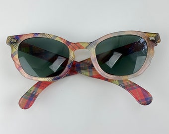 Vintage 1950'S Cat Eye Sunglasses -Translucent Plaid - New UV Glass Lenses - Optical Quality