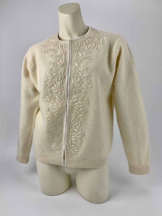 1950'S Cardigan Sweater - Hand Embroidered Floral… - image 1