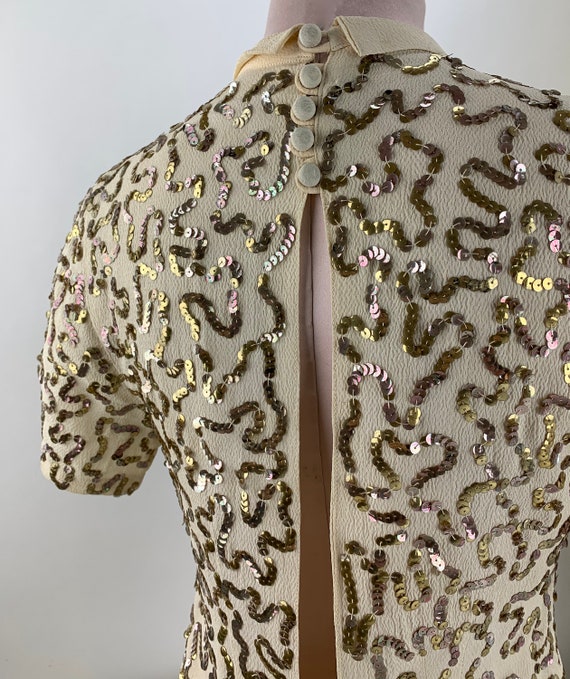 1940's Rayon Sequin Crepe - Antique Gold Iridesce… - image 5