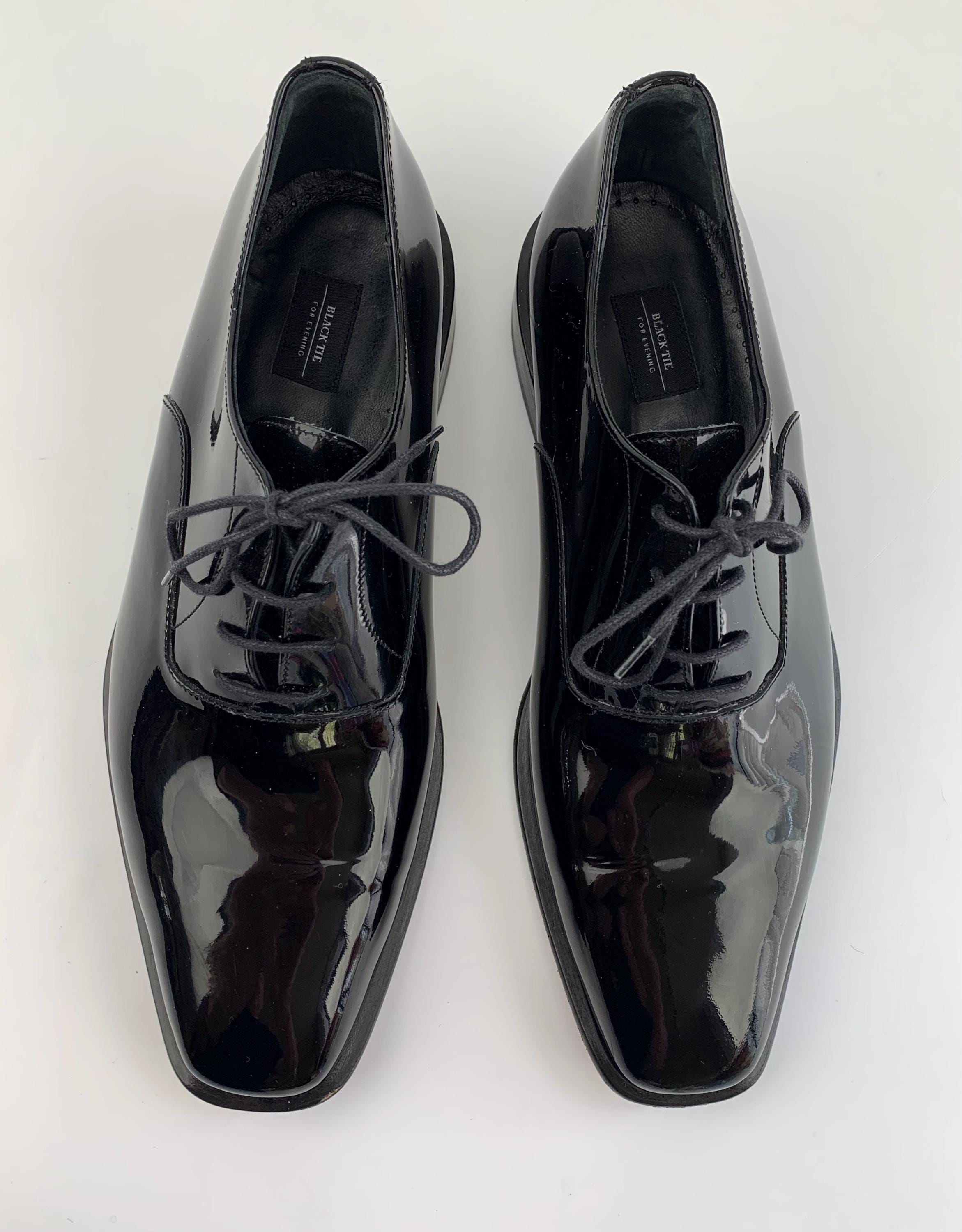 Italy made leather dress shoes Gently used all leather inside out and sole 10.5 Vintage Patent Leather Dress Shoes - Made in ITALY - Quality  main image 4