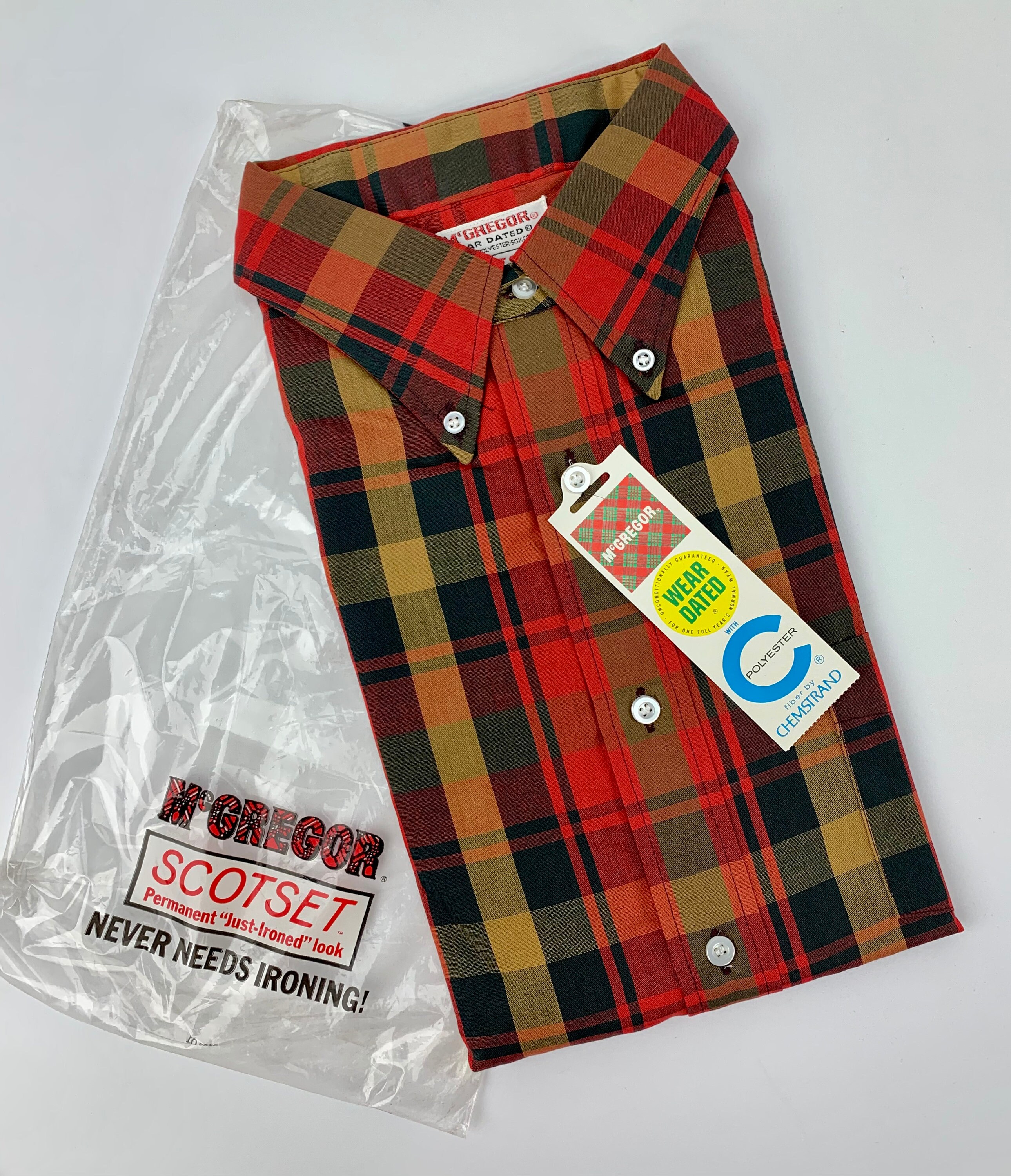 Early 1960's NOS Shadow Plaid Mcgregor Label Poly/cotton Blend Red & Black Ombre Plaid Buttondown Collar Men's Large DEADSTOCK - Etsy Early 1960's NOS Shadow Plaid Mcgregor Label Poly/cotton Blend Red & Black Ombre Plaid Buttondown Collar Men's Large DEADSTOCK - Etsy