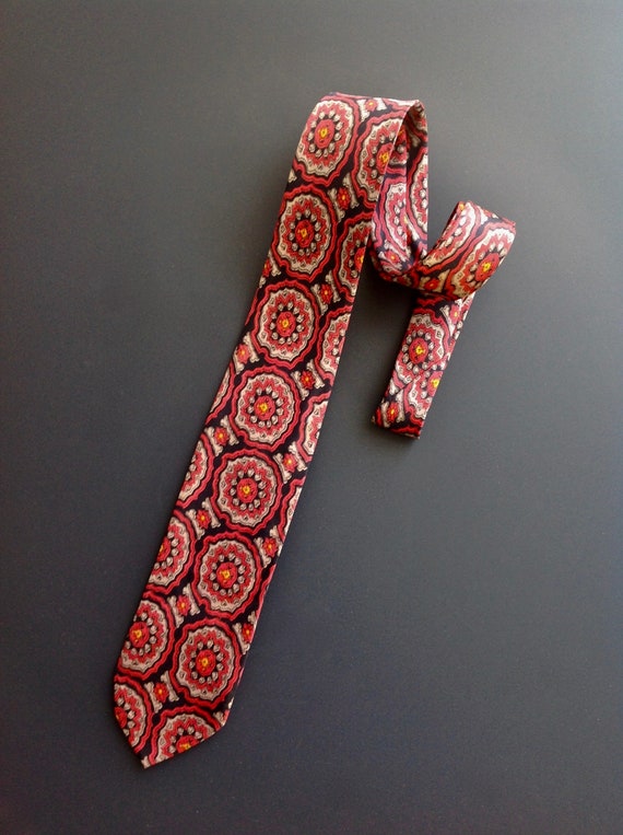 Early 1960's Patterened TIE / Navy, Red, & Gray / 