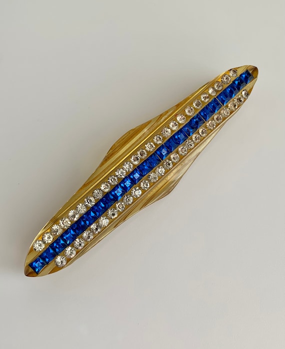 Vintage 1930'S ART DECO Bar Pin Carved Lucite Cle… Gem