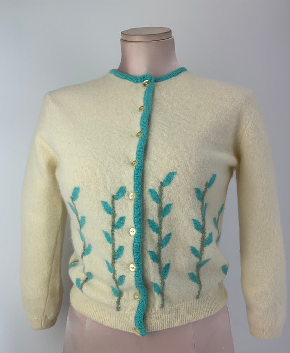 Early 1960'S Cardigan Sweater - BOBBIE BROOKS - Wo