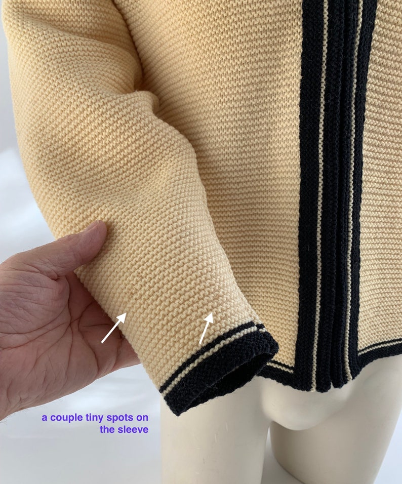 1950'S-60'S MOD Zip Cardigan BRENTWOOD SPORTSWEAR Heavy Territory Wool Butter Cream Body with Black Details Men's Medium to Large image 9