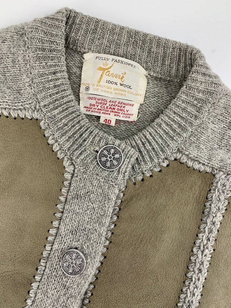 1960's Cardigan Sweater Natural Suede & Wool Crochet Details Snowflake Metal Buttons Women's Size 40 Medium image 3