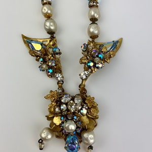 1940's-50's Necklace with Aurora Borealis Faceted Crystals, Faux Pearls and Rhinestones 16 Inch Length image 8