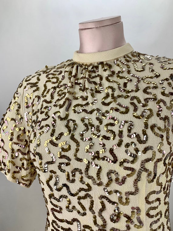 1940's Rayon Sequin Crepe - Antique Gold Iridesce… - image 3