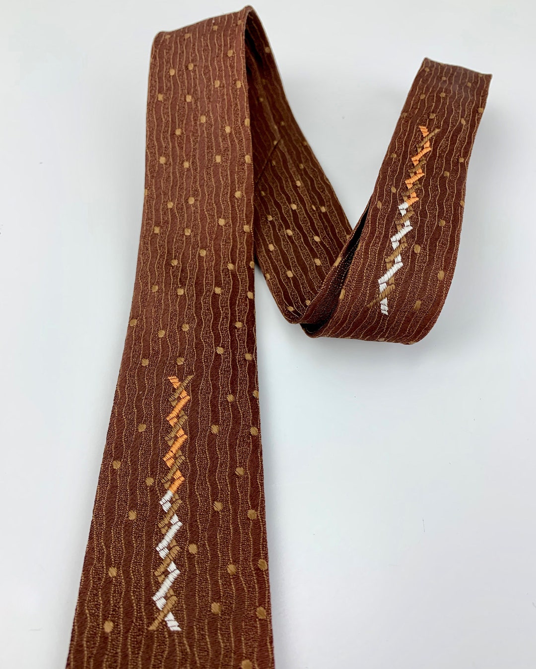 Early 1960's Tie Zig-zag Embroidered Details Brown - Etsy