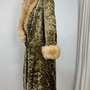 Rare Find 1920's Faux Fur Coat with Natural Fur Trim Cocoon Fur Wrapped Great Gatsby Size Small plus some image 8