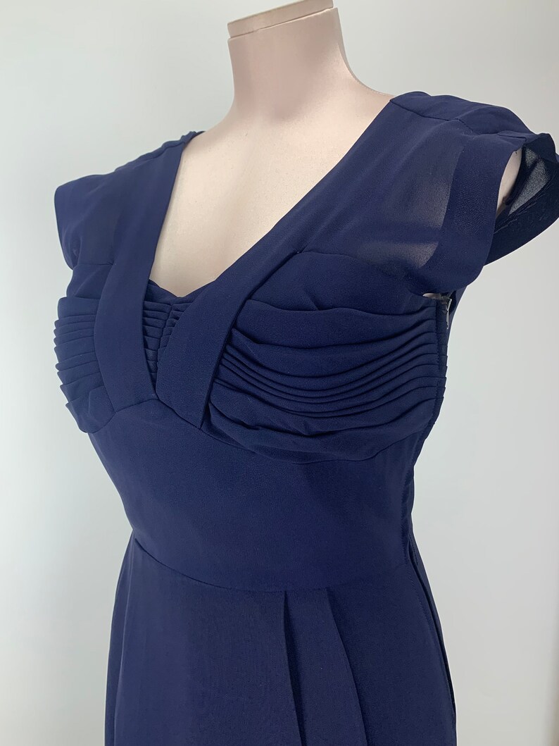 1950's Wiggle Dress Empire Waist Navy Rayon Fabric Interesting Deep V Neckline Size Medium image 8