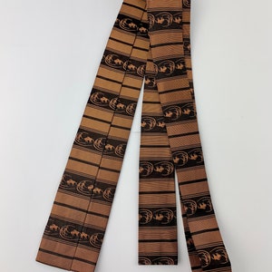 1960's MOD Tie Matador with Bull Novelty Print Top Drawer Fine Men's Wear Label All Silk Square-End Tie image 8