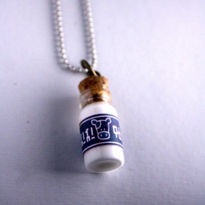Legend of Zelda Lon Lon Milk bottle Necklace (Glows in the dark)