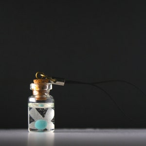 Legend of Zelda Fairy in a bottle Cellphone Charm (They glow in the dark!)