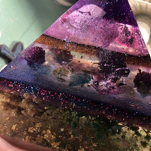 004 Large Quartz and flowers glow in the dark Pyramid