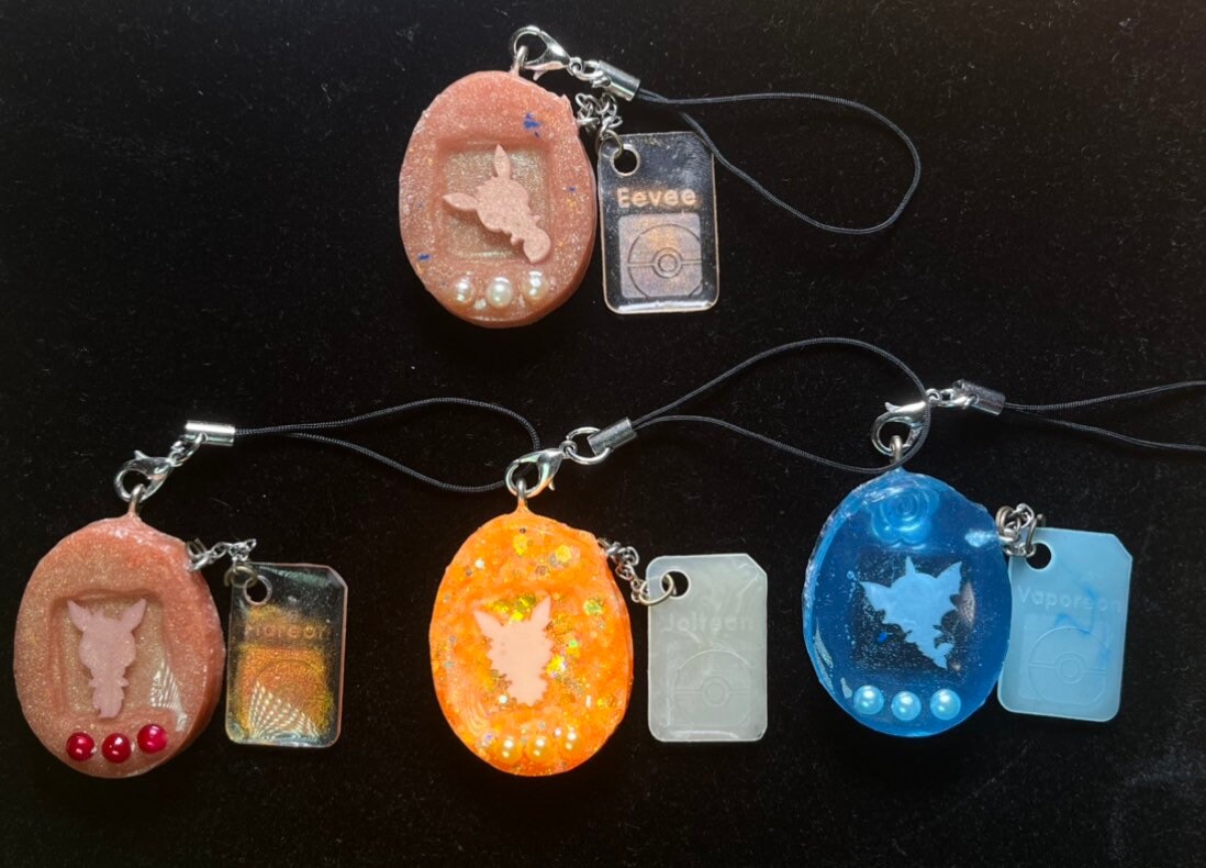 Tamagotchi necklace - Etsy 日本