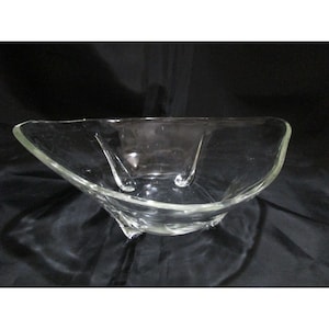 Vintage Clear Glass 6&quot; Footed Bowl Oblong Candy Nut Trinket Dish Teardrop MCM