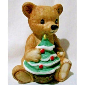 Homco Ceramic Teddy Bear with Christmas Tree #5505 Holiday Decor 3.5&quot;T X 2.5&quot;W