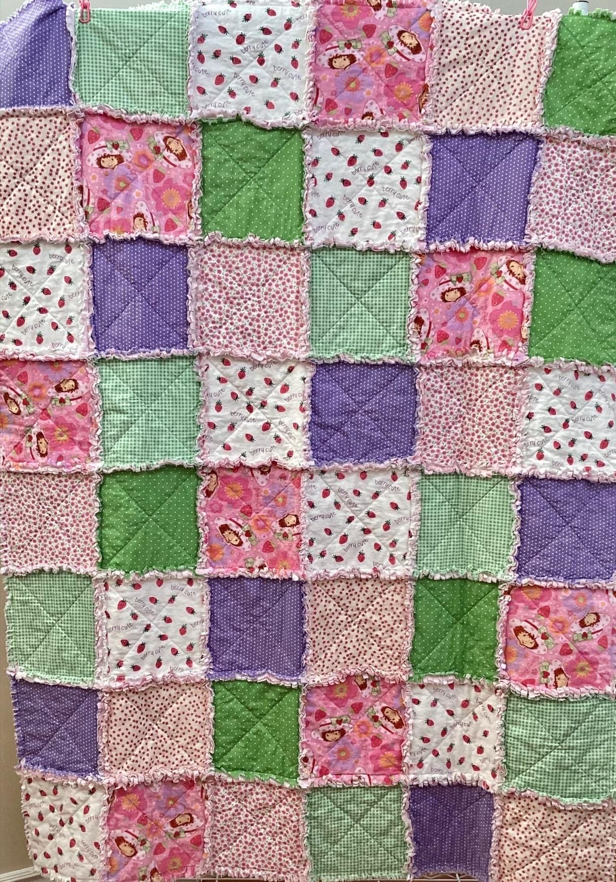 Strawberry Shortcake Rag Quilt