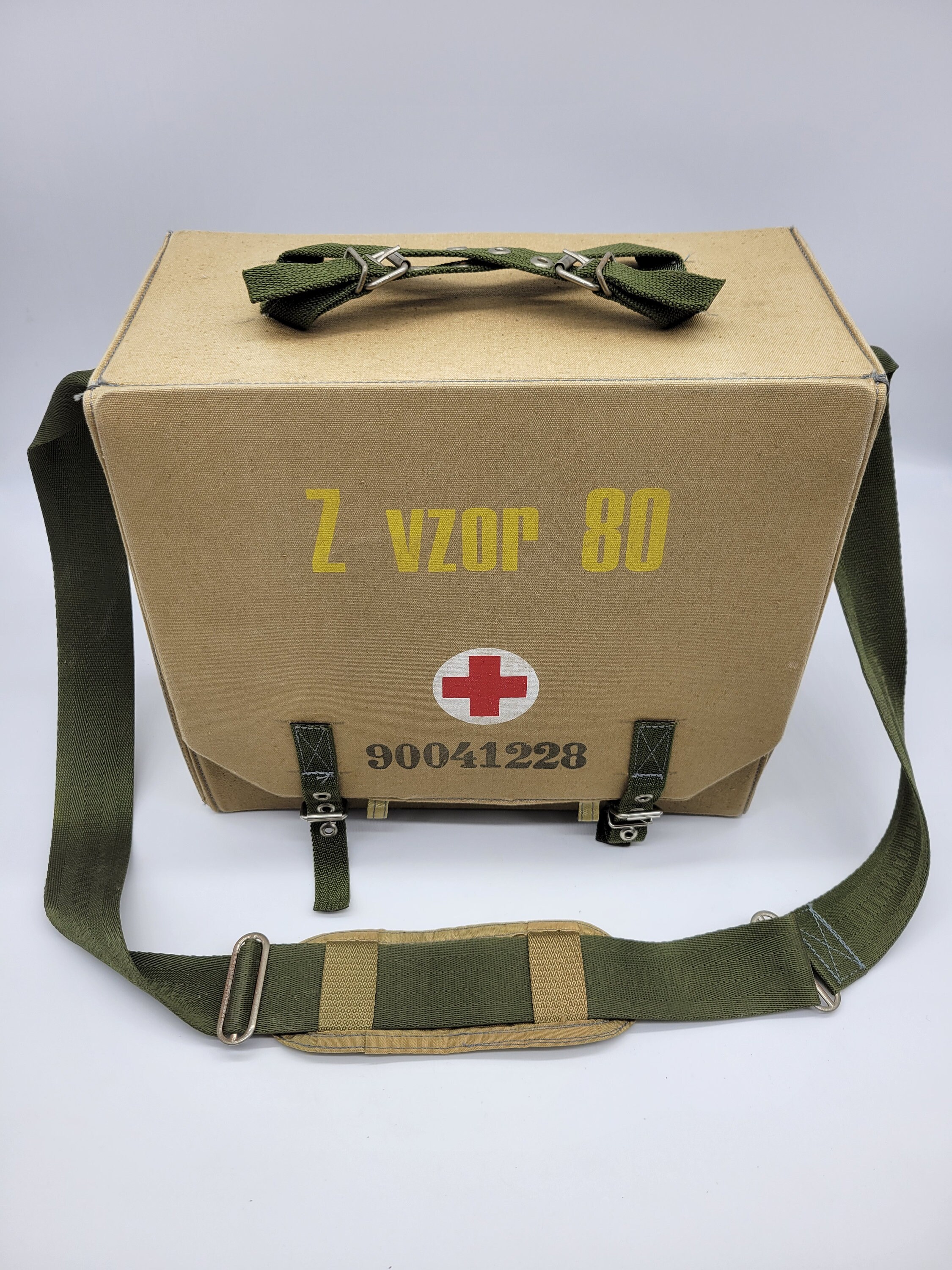 (未使用･未開封品)　Casualty 1900s [Import anglais] og8985z Vintage Czech Medic Bag Z VZOR 80 (excellent Condition) - Etsy