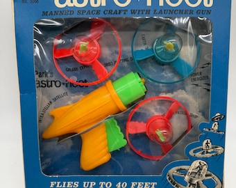 1970’s Park’s Plastics Astro Fleet Flying Saucer Disc Launcher In Box