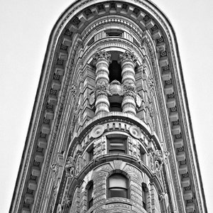 Flatiron Building Photograph, New York City, Black and White Photography, Wall Art, NYC, Art Print, Manhattan, Architecture, Classic image 2