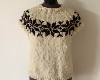 Sarah Lund vest - hand knitted from soft norwegian wool - frustrik - danish knitter
