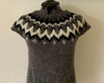 Faroese Vest - my newest design from AnneMaachDesign, Denmark - hand knitted from Icelandic wool with an old Faroese Pattern. Size L