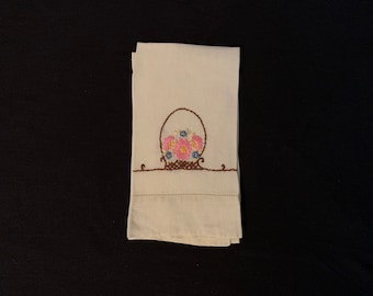 Uitstekende Hand Geborduurde Theedoek