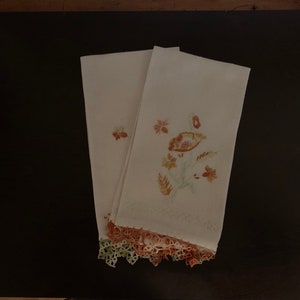 Vintage Linen Tea Towel-Pair