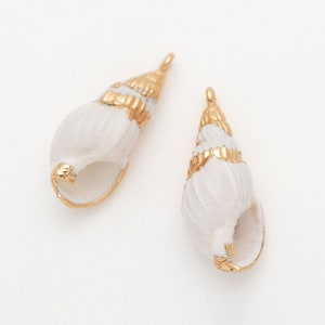 4PCS - Raw Mother of Pearl, Sea Shell Pendants, Mother of Pearl Charm, Gold Mother of Pearl jewelry, 14K Gold Tone [GJ0004-PG]