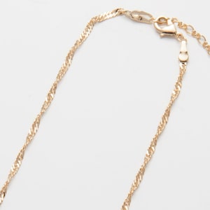 1PC - 16"  Finished Singapore Necklace with Lobster Clasp, Necklace curb Chain, 14K GOLD Plated [NT0022]