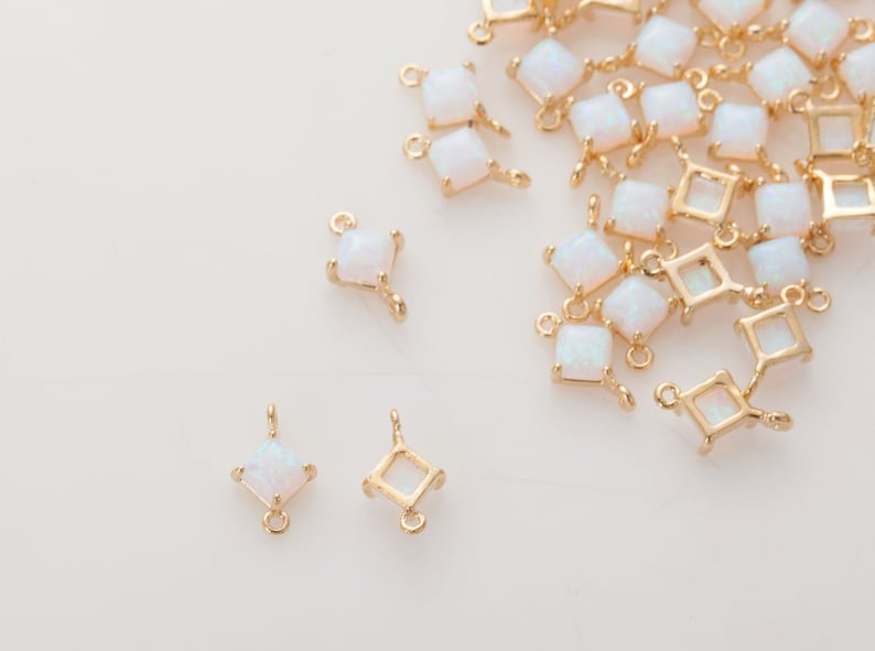 G0267-PGWH Dainty charm Polished Gold Plated 2 Pieces Opal connector Tiny Squared White Opal Connector