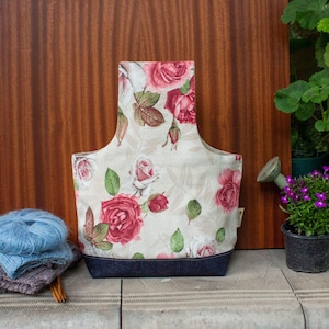 Bolsa de projeto de pulso com lindas rosas estampadas