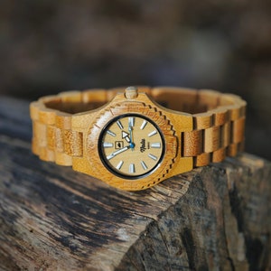 NALU Small BAM-Boo Watch Bamboo strap image 2