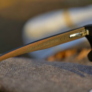 Rivington Seashell Unisex Fashion Sunglasses Grey Lens image 7