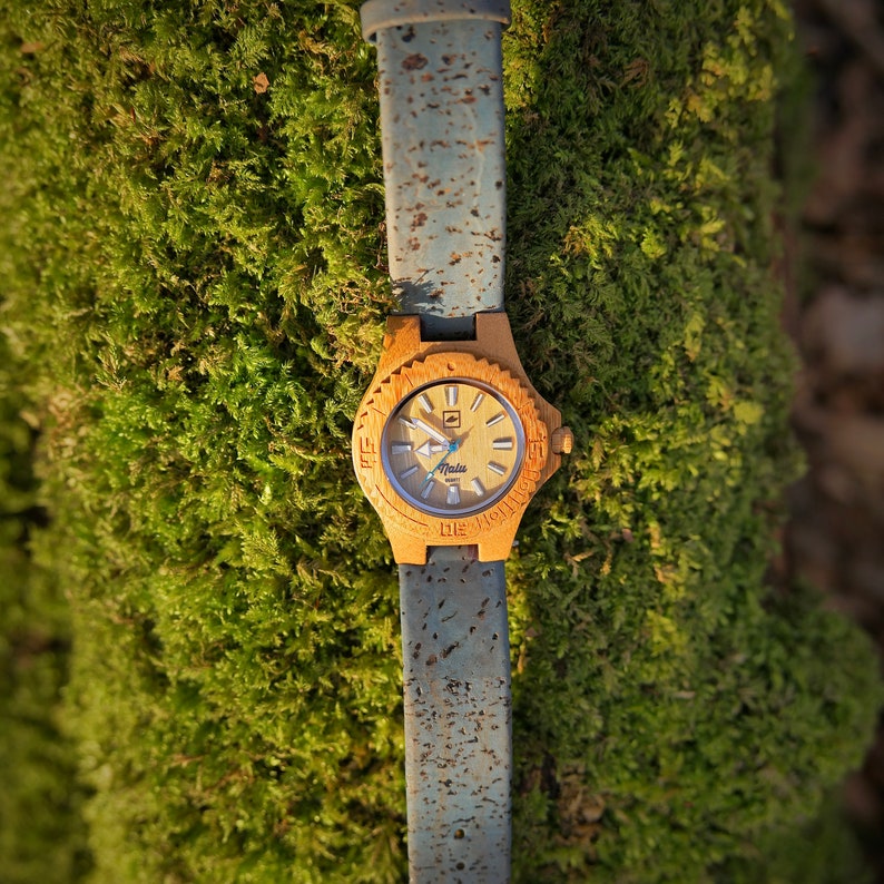 NALU SMALL Bamboo Watch Cork strap BLUE image 3