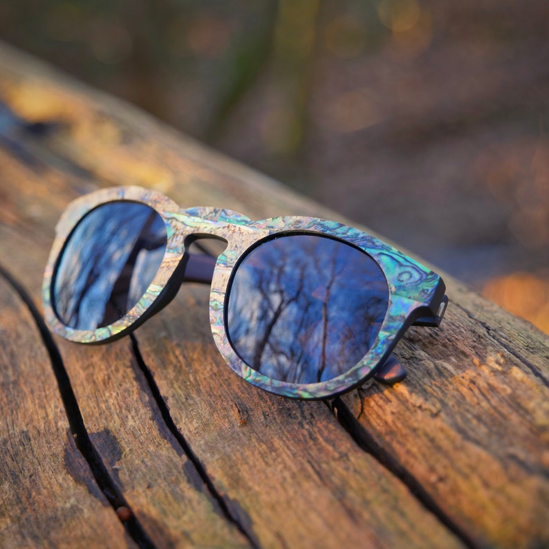 Rivington Seashell Unisex Fashion Sunglasses Grey Lens image 8