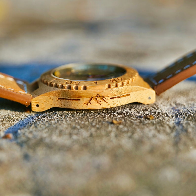 The BAM-BOO Rambler watch Leather Strap image 7