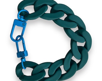 Chunky Matt Link Bracelet in vibrant colours with contrasting metal swivel lobster clasp