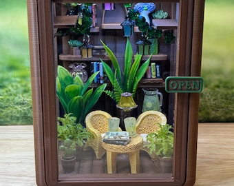 Decorated Jumping Spider Enclosure, Front Opening Habitat (4.8x5x6.5)