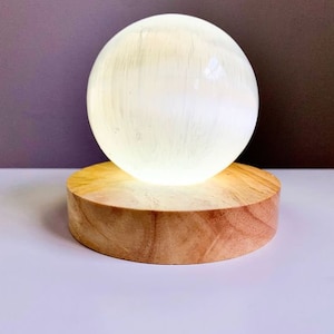LED Rainbow Light Crystal Sphere Stand