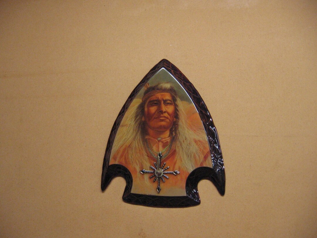 Medicine Man Arrowhead Clock - Etsy