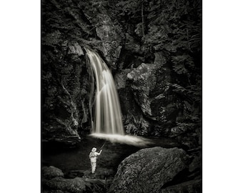 Photographie noir et blanc de pêcheur à la mouche de Bingham Falls Vermont | Impression cascade Stowe