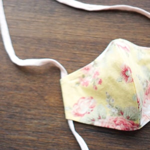 Frauen Gesichtsmaske